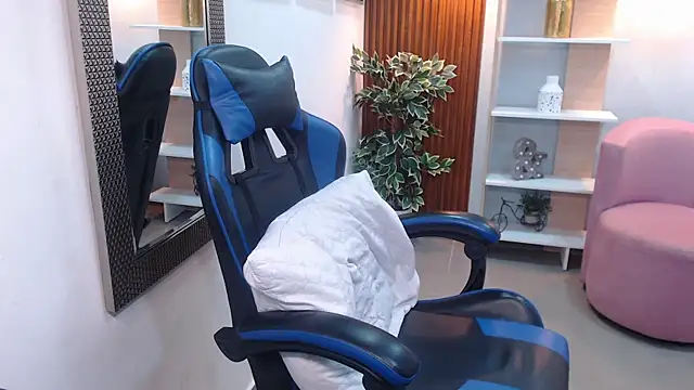 Kenya--Buhle online show from September 2025 11:11:02 AM