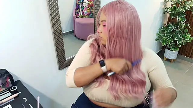 Kenya--Buhle online show from October 2025 11:13:02 AM