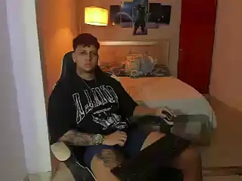 Jake simons online show from December 2024 01:49:02 PM