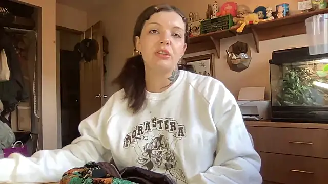 SweetMaisie online show from February 2026 12:59:01 AM