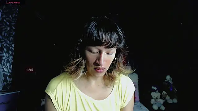 Summer XO online show from February 2025 02:45:02 AM