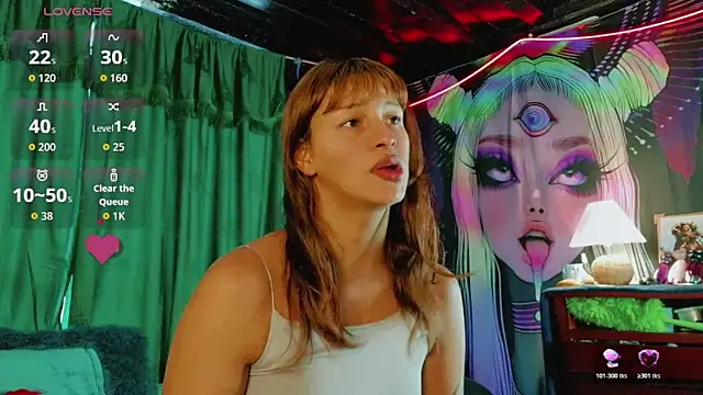 Summer XO online show from April 2026 10:04:02 PM