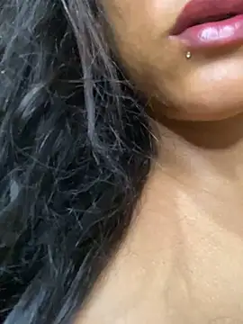 Snapshot of bea3liz chatting on February 2025 01:55:02 AM bea3liz online show from February 2025 01:55:02 AM