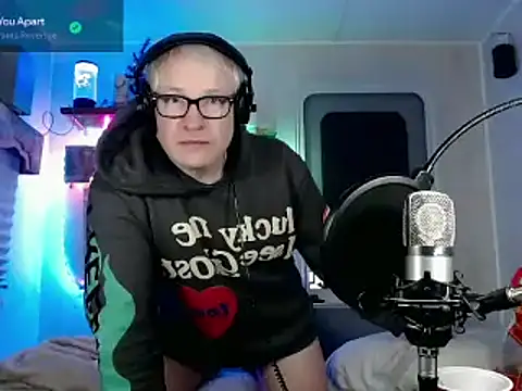 Snarfle82 online show from February 2025 04:31:01 AM