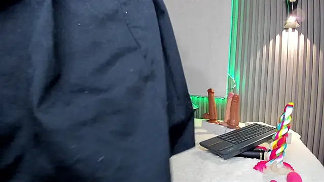 Zafiiraa online show from February 2025 02:42:01 PM