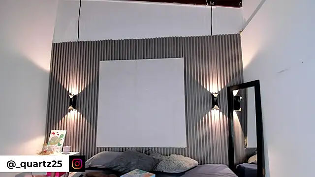 Zafiiraa online show from April 2026 01:26:01 PM