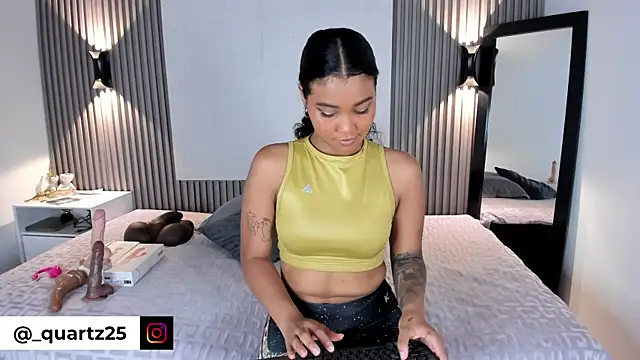 Zafiiraa online show from April 2026 03:35:02 AM