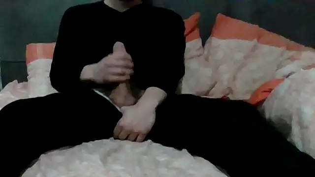 simoninside25 online show from January 2025 06:23:01 PM