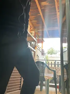 simoninside25 online show from October 2025 06:45:02 AM