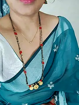 Snapshot of Indian_desi_wife chatting on November 2025 01:59:02 AM Indian desi wife online show from November 2025 01:59:02 AM