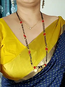 Snapshot of Indian_desi_wife chatting on November 2025 02:50:02 AM Indian desi wife online show from November 2025 02:50:02 AM