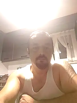 Snapshot of serkan201852 chatting on December 2024 10:39:02 PM serkan201852 online show from December 2024 10:39:02 PM