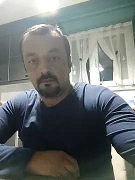 Snapshot of serkan201852 chatting on December 2024 09:06:01 PM serkan201852 online show from December 2024 09:06:01 PM