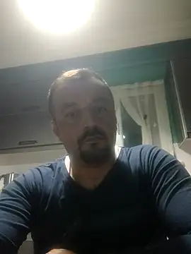 Snapshot of serkan201852 chatting on December 2024 08:27:02 PM serkan201852 online show from December 2024 08:27:02 PM