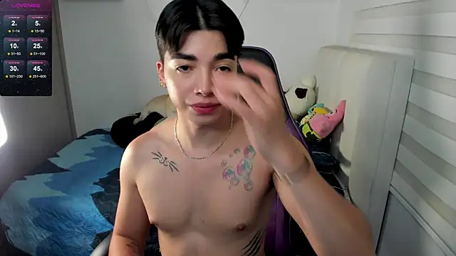 santy7v7 online show from November 2025 01:13:01 PM