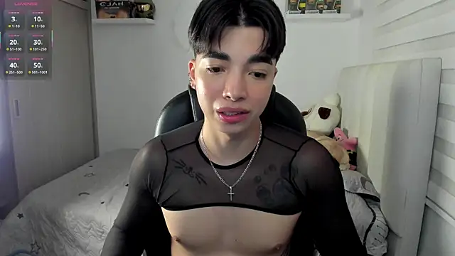 santy7v7 online show from December 2025 01:40:01 PM