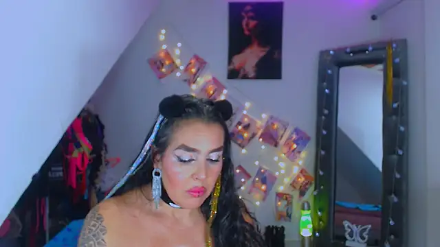 Snapshot of sweet_vanessa_22 chatting on February 2025 06:40:01 AM sweet vanessa 22 online show from February 2025 06:40:01 AM