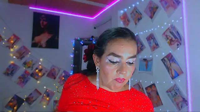 Snapshot of sweet_vanessa_22 chatting on March 2025 05:47:01 AM sweet vanessa 22 online show from March 2025 05:47:01 AM