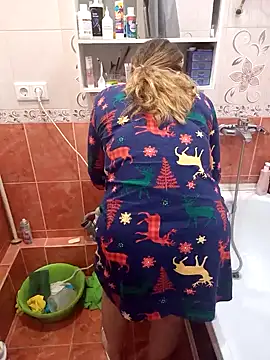 DienkaGreen online show from December 2024 10:45:01 PM