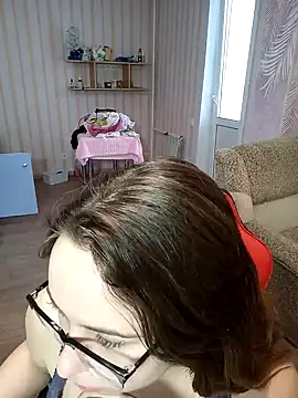 DienkaGreen online show from January 2025 07:21:02 AM