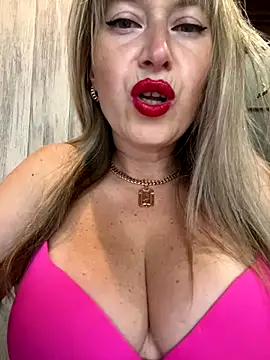 Kittenforyou online show from October 2025 12:39:02 PM