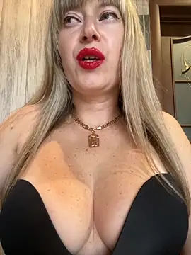 Kittenforyou online show from November 2025 12:37:01 PM