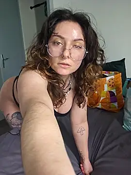 Moxxxie online show from September 2025 02:29:02 PM