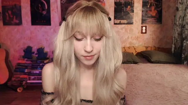 Friendly Ellie online show from February 2025 12:12:01 PM