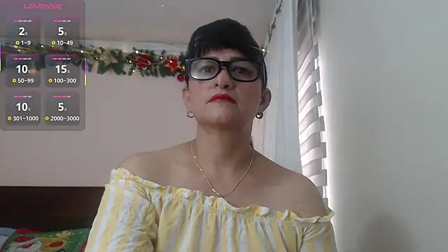 ISABEEL SOFIA01 online show from October 2025 01:53:02 PM