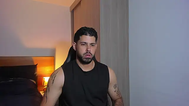 Snapshot of Justyn_Torres chatting on December 2024 04:55:02 PM Justyn Torres online show from December 2024 04:55:02 PM