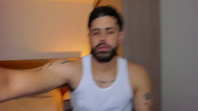 Snapshot of Justyn_Torres chatting on February 2025 03:05:02 PM Justyn Torres online show from February 2025 03:05:02 PM