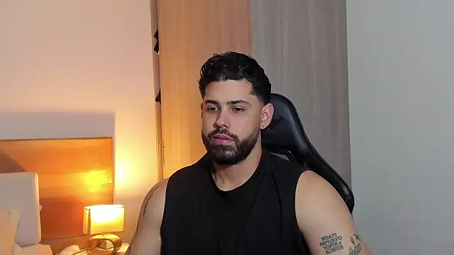 Snapshot of Justyn_Torres chatting on March 2025 04:22:02 PM Justyn Torres online show from March 2025 04:22:02 PM