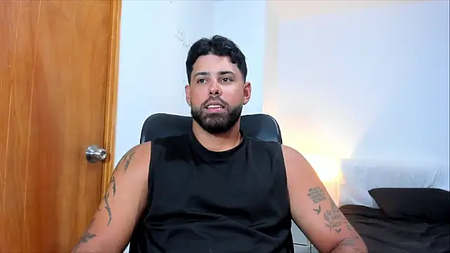 Justyn Torres online show from April 2026 11:27:02 AM