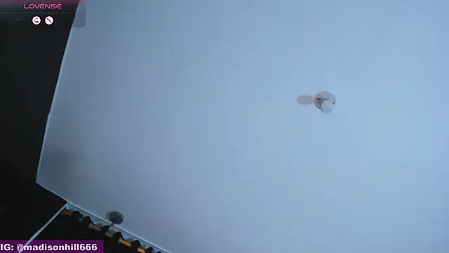 CelinayHanck online show from March 2025 04:09:01 PM