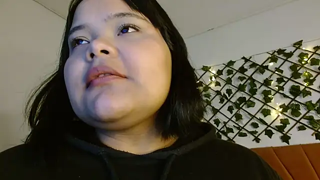 sexychubby    online show from February 2025 09:55:01 PM