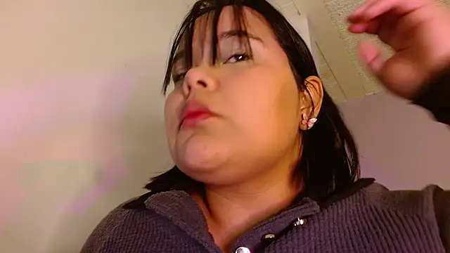Snapshot of sexychubby___ chatting on June 2026 02:01:01 AM sexychubby online show from June 2026 02:01:01 AM