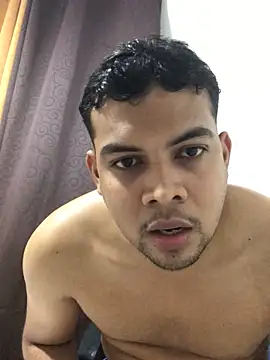 ElsecretodeBruno online show from October 2025 12:04:01 AM