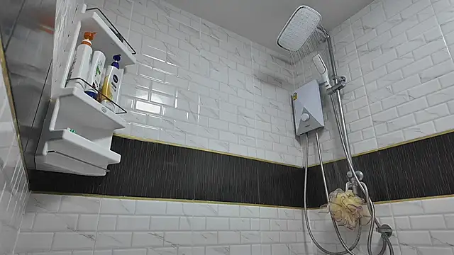 lukegunn online show from September 2025 10:26:02 PM