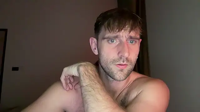 lukegunn online show from March 2026 11:44:01 PM