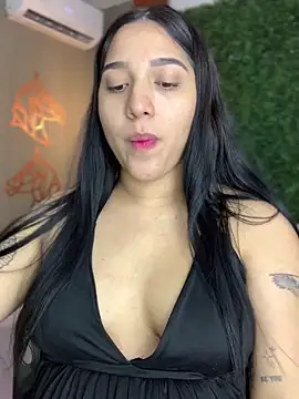 Amandanauty online show from January 2025 12:09:01 AM