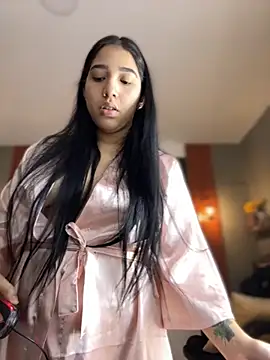 Amandanauty online show from December 2025 07:05:01 AM