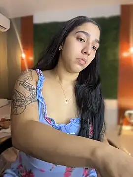 Amandanauty online show from February 2026 04:11:01 AM