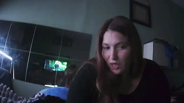 Snapshot of Angelk43 chatting on July 2026 02:53:01 AM Angelk43 online show from July 2026 02:53:01 AM