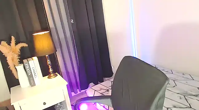 MajesticKitana online show from January 2025 08:38:02 AM