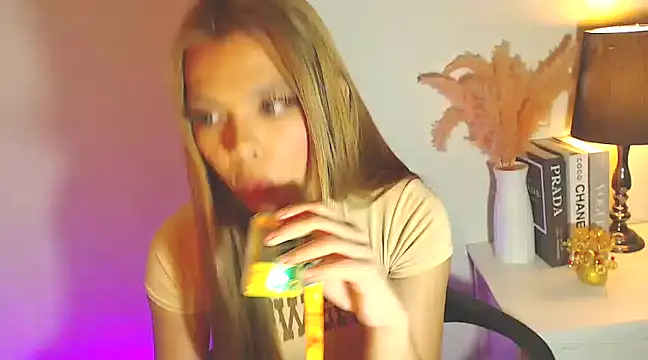 MajesticKitana online show from February 2025 06:46:02 AM