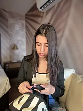 IvySanders1 online show from November 2025 12:59:01 PM