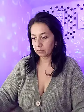 Snapshot of camilalatti chatting on February 2025 12:09:01 AM camilalatti online show from February 2025 12:09:01 AM