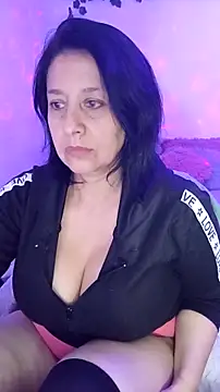 Snapshot of camilalatti chatting on November 2025 12:11:02 AM camilalatti online show from November 2025 12:11:02 AM