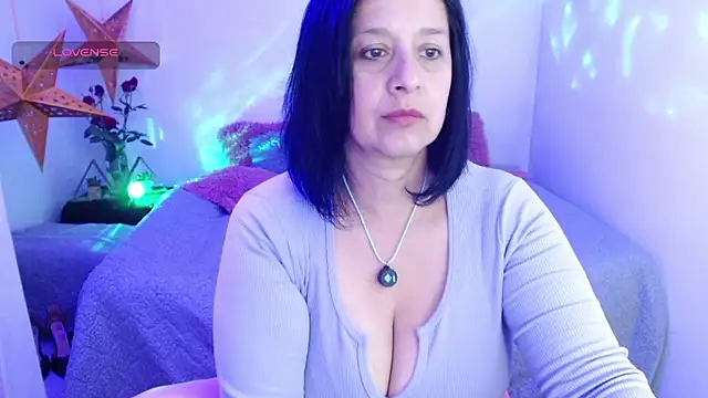 camilalatti online show from January 2026 01:54:01 AM