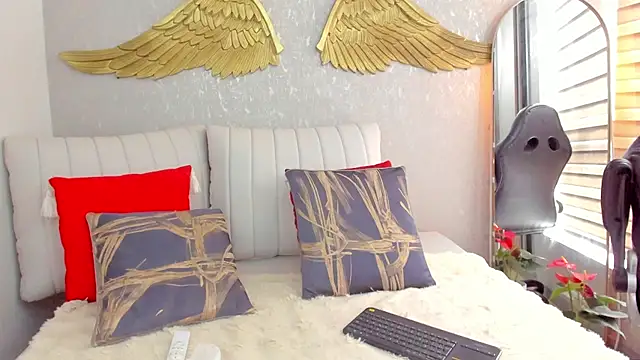 EmmaFerrary online show from February 2026 06:28:01 PM